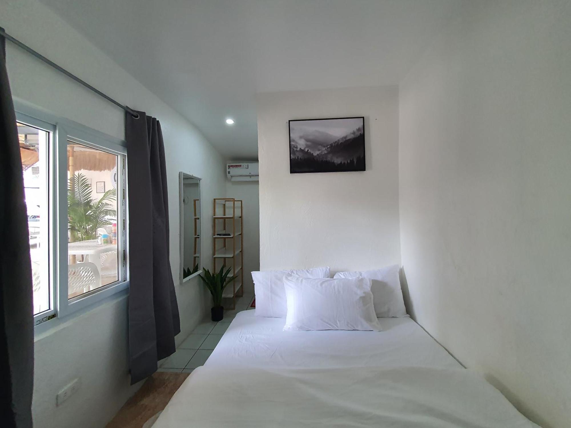 West Coast Beach House Cebu Kültér fotó
